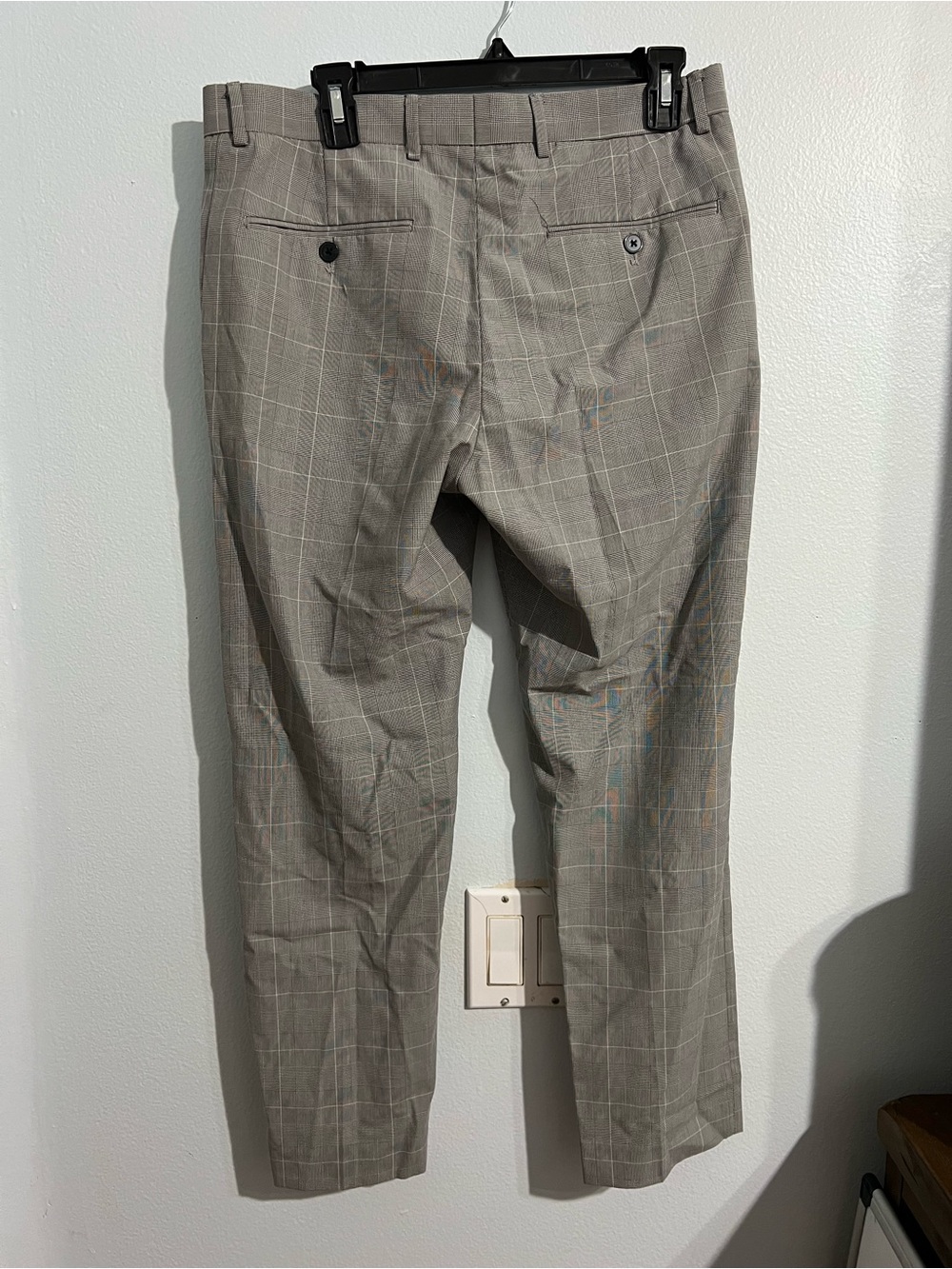 Forever 21 Men's Gray plaid cropped Dress Pants - Picture 2 of 3